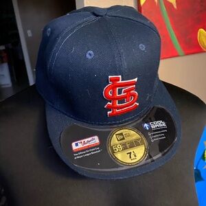 New Era St. Louis Cardinals fitted cap, size 7 1/8.
